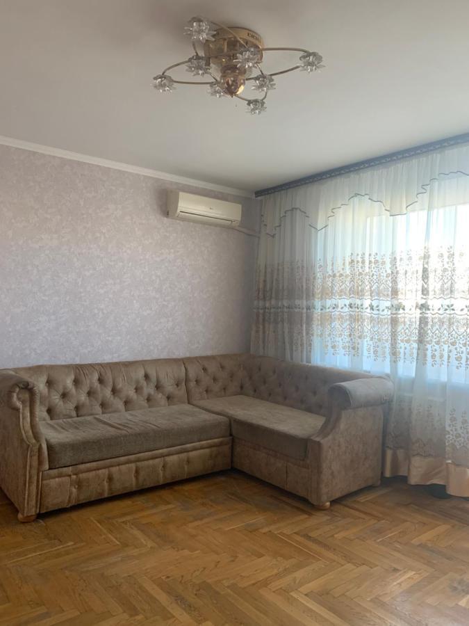 Hotel Femina جيتومير المظهر الخارجي الصورة